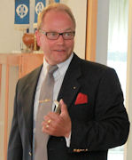 Veli Timo ja ovenkahva