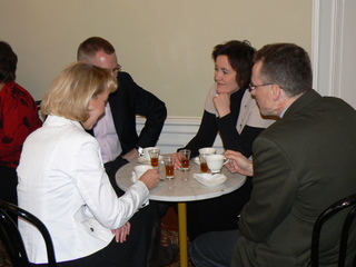 Esityst� odotellessa 7